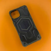 Чехол iPhone 14 UAG Monarch Kevlar (черный)