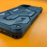 Чехол iPhone 14 UAG Monarch Kevlar (черный)