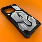 Чехол iPhone 14 Pro Max UAG Monarch Kevlar (белый)